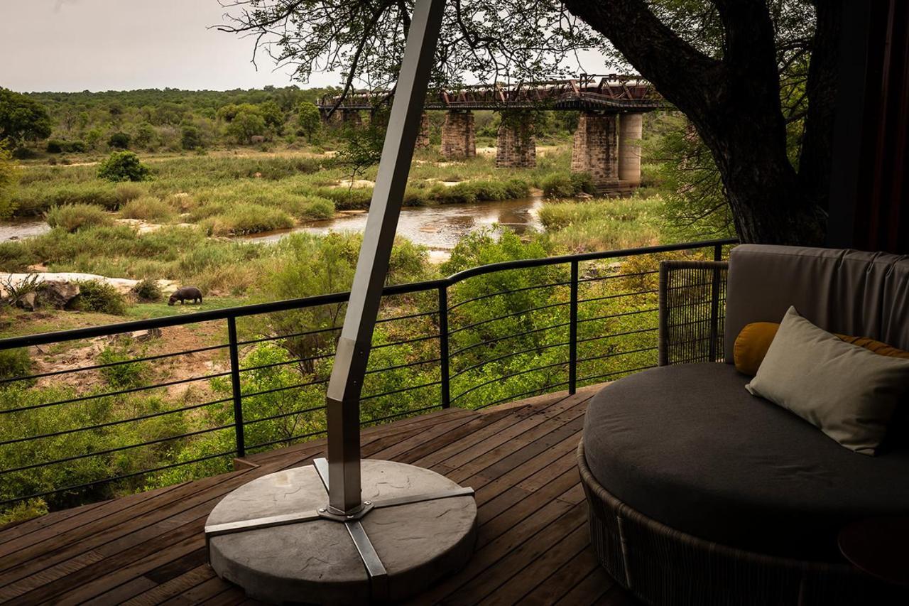 Kruger Shalati - Train On The Bridge & Garden Suites Skukuza Bagian luar foto
