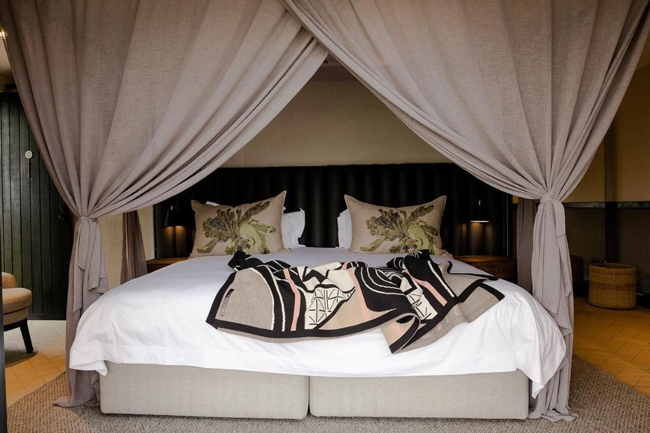 Kruger Shalati - Train On The Bridge & Garden Suites Skukuza Bagian luar foto