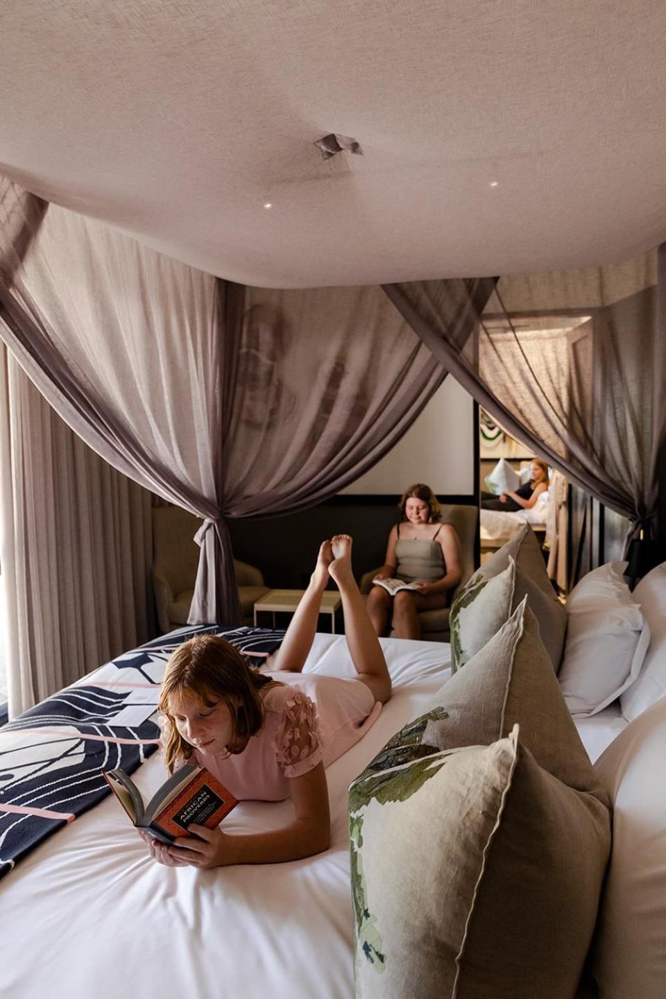 Kruger Shalati - Train On The Bridge & Garden Suites Skukuza Bagian luar foto